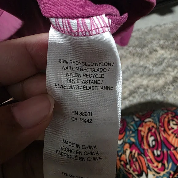 Mondetta Raspberry Crew Neck Performance Top - Picture 4 of 4